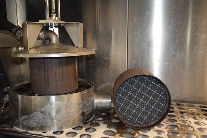 DPF Reinigung vorher/ nachher DPF Reinigung vorher und nachher